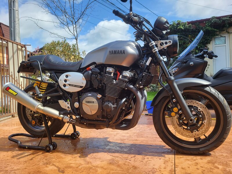 Vand Yamaha XJR 1300,